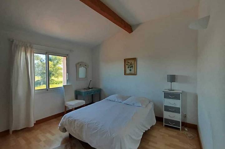 Gîte pour 9 personnes, avec jardin à Arles - 3