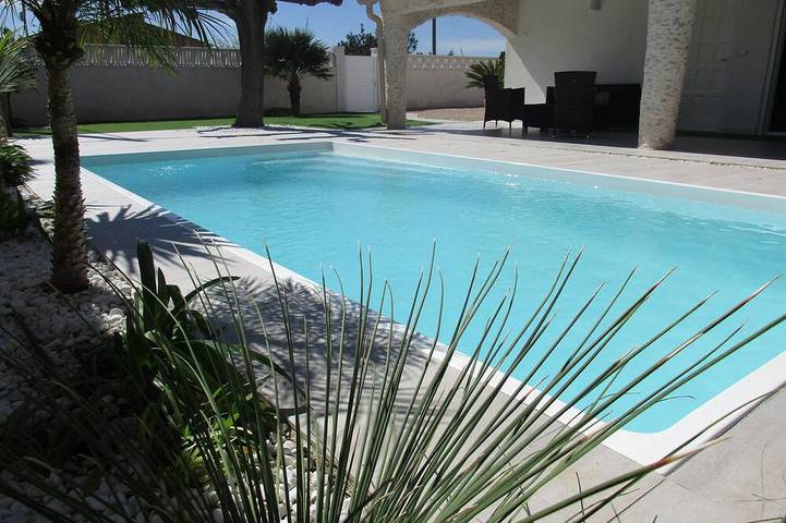 Villa für 8 Personen, mit Garten - 1
