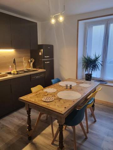 Gîte pour 4 personnes, avec jardin à Tauves