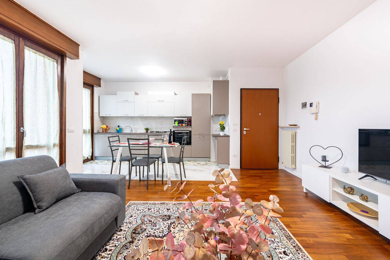 Apartamento entero, Picasso Residency: Near Parma's Finest Gems in Parma, Provincia de Parma