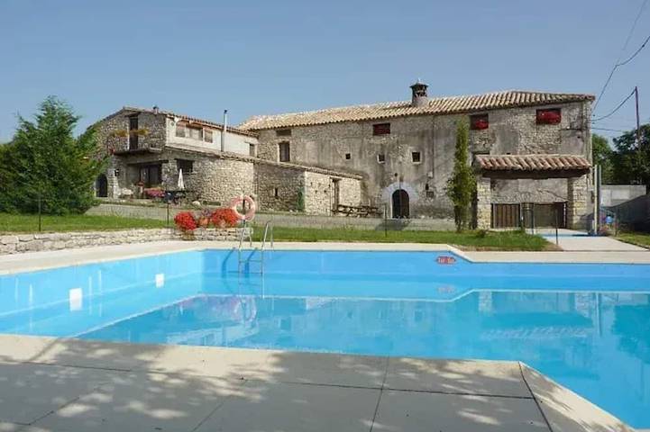 Ferienhaus für 22 Personen, mit Pool - 1