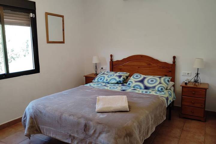 Villa Carolina: A great 3 Bed Villa sleeps 8 from Vine Ridge Retreats Management in Comares, Cordillera Penibética