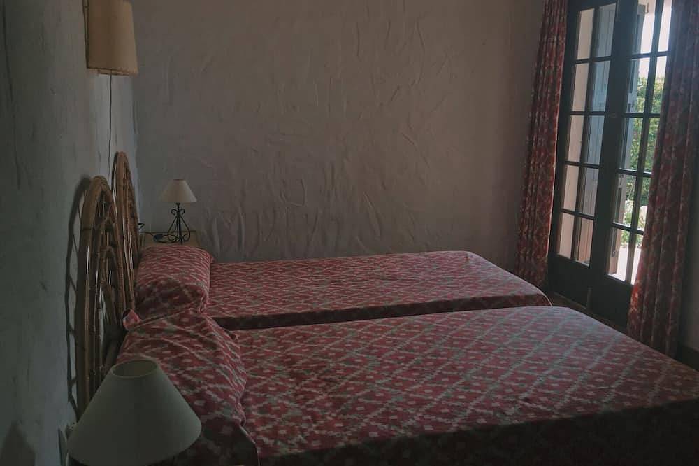 Binibeca Panoramic villa for up to 12 people in Torret de Baix, Sant Lluís