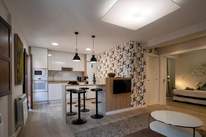 Gîte pour 4 personnes, avec vue et balcon, animaux acceptés à Burgos - 3