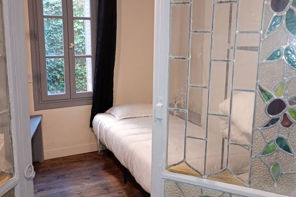 Apartamento entero, Camellia Center Thiers ~ Clermont-Ferrand ~ Lyon\n- Free Parking \n- Self-check-in in Thiers, Región de Thiers