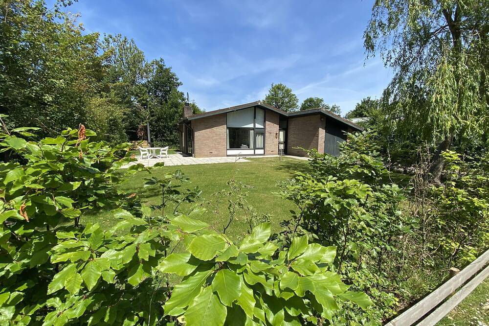 Vrijstaand vakantiehuis op rustig parkje in Scharendijke, Grevelingenmeer