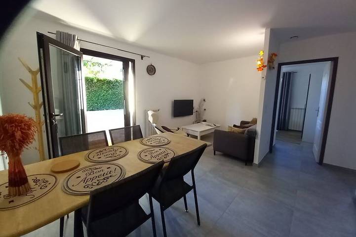 Location de vacances pour 4 personnes à Buzignargues