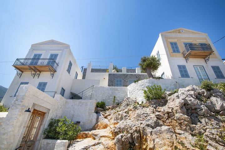 Villa for 12 people in Symi