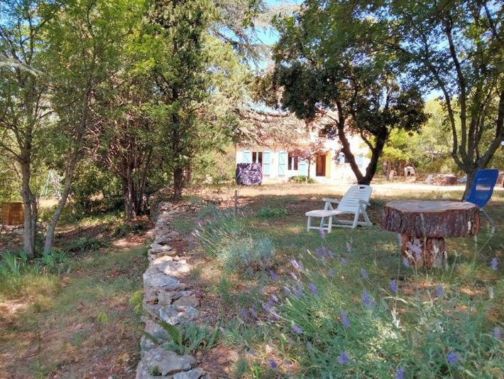 Location de vacances pour 6 personnes, avec terrasse ainsi que jardin et vue, animaux acceptés à Plan-d'Aups-Sainte-Baume - 3