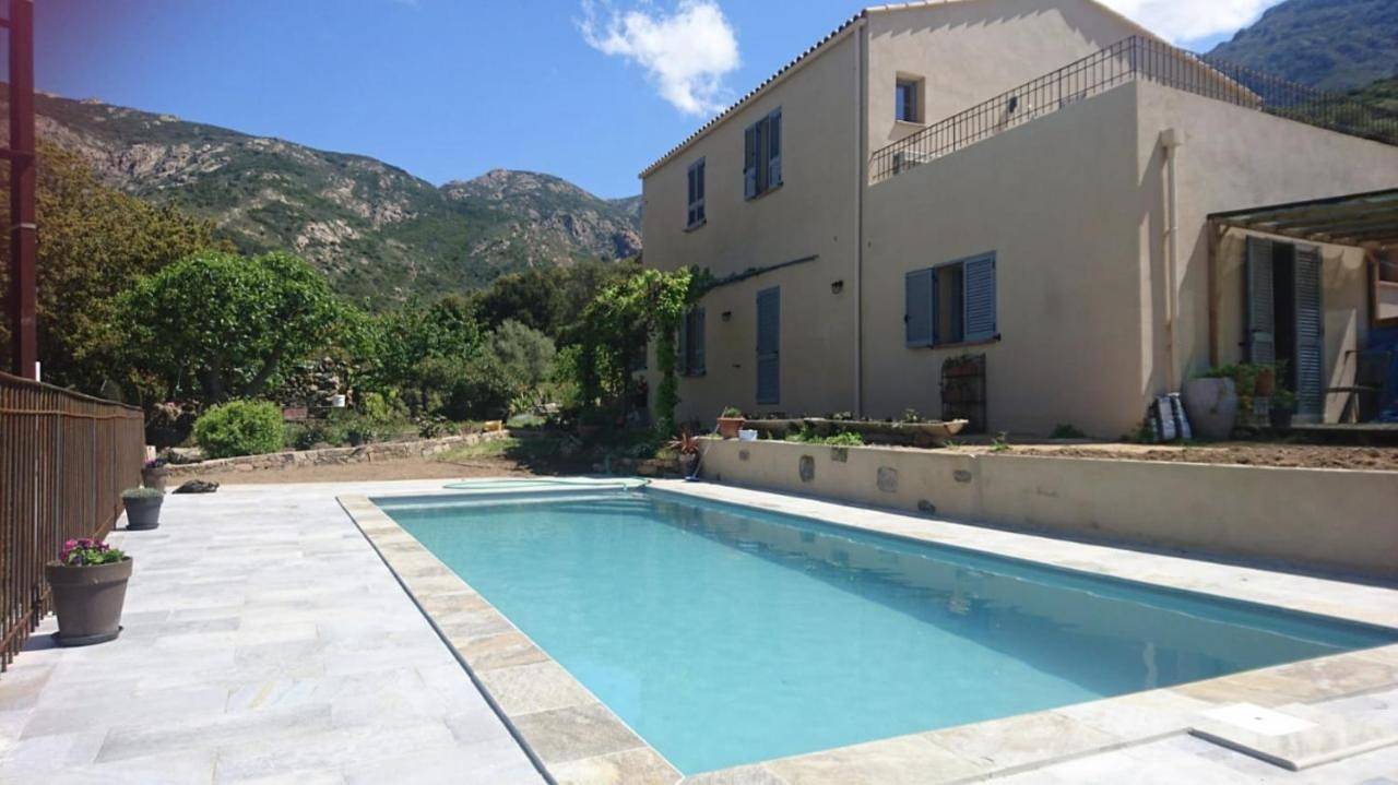 Villa Capraghjese in Galéria, Parc naturel régional de Corse