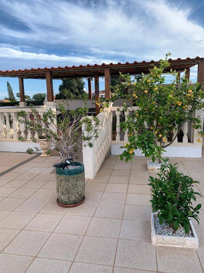 Apartamento entero, Maison Alriad - Alojamiento familiar tranquilo cerca del mar con jardín, porche y parking privado en el interior de la finca no apto para fiestas in Vista de los Ángeles, Mojácar