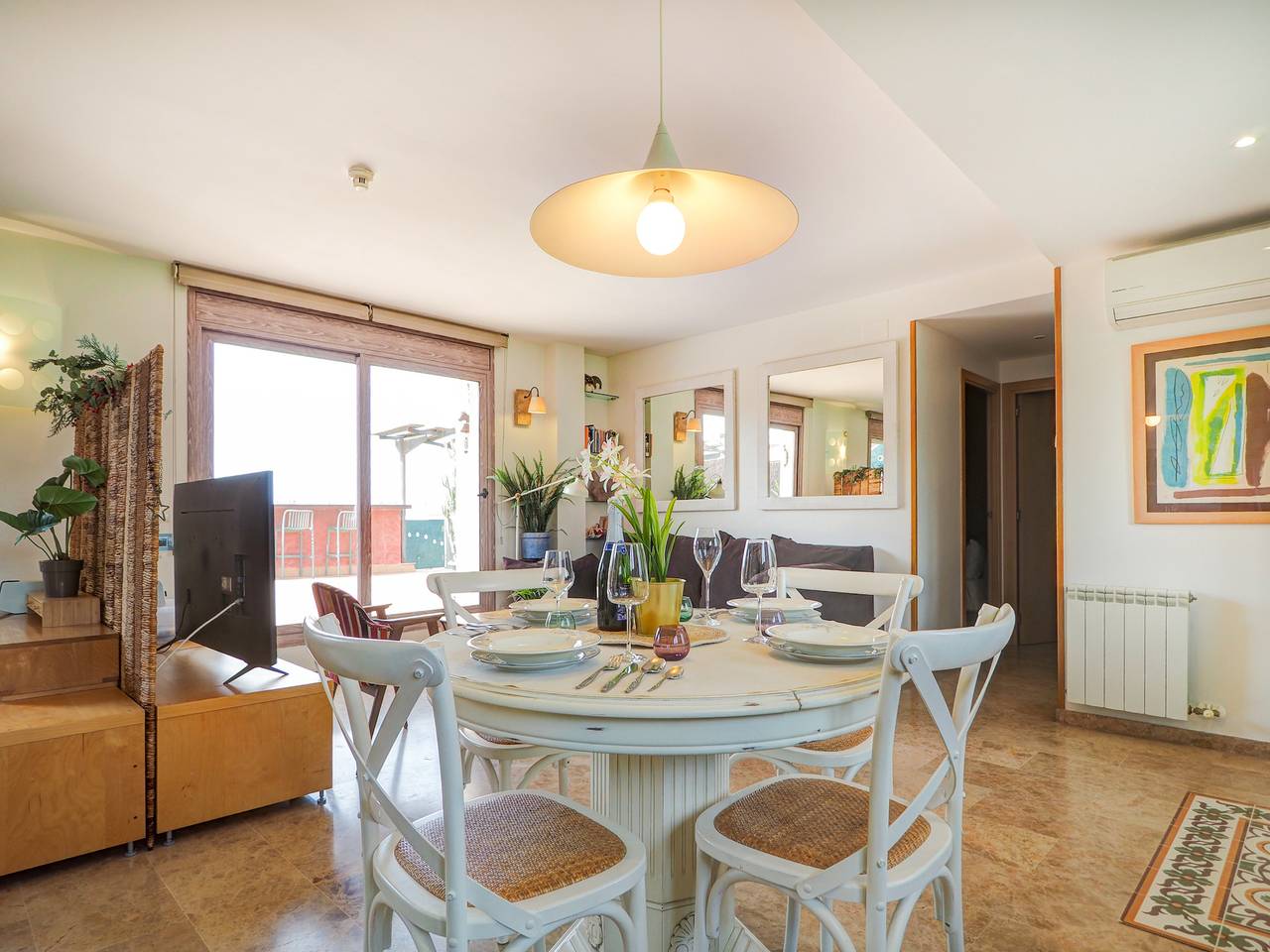 Geheel appartement, Vakantieappartement voor 3 personen met terras in Sitges, Garraf