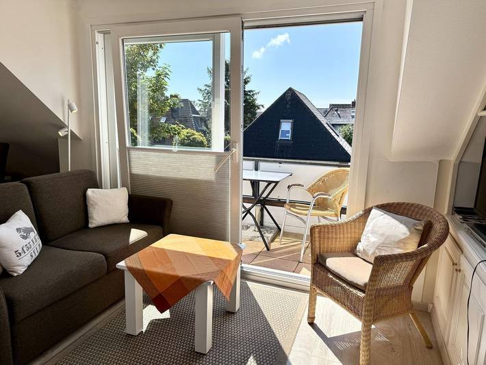 Ganze Wohnung, Schöne 2-Zimmer-Ferienwohnung mit Südbalkon, ruhig und strandnah gelegen in Westerland, Sylt (Gemeinde)