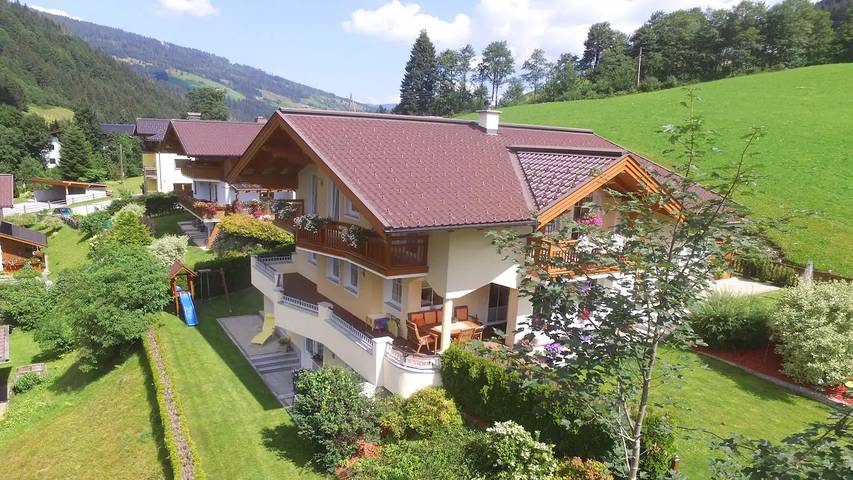 Hütte für 6 Personen, mit Garten in Kleinarl
