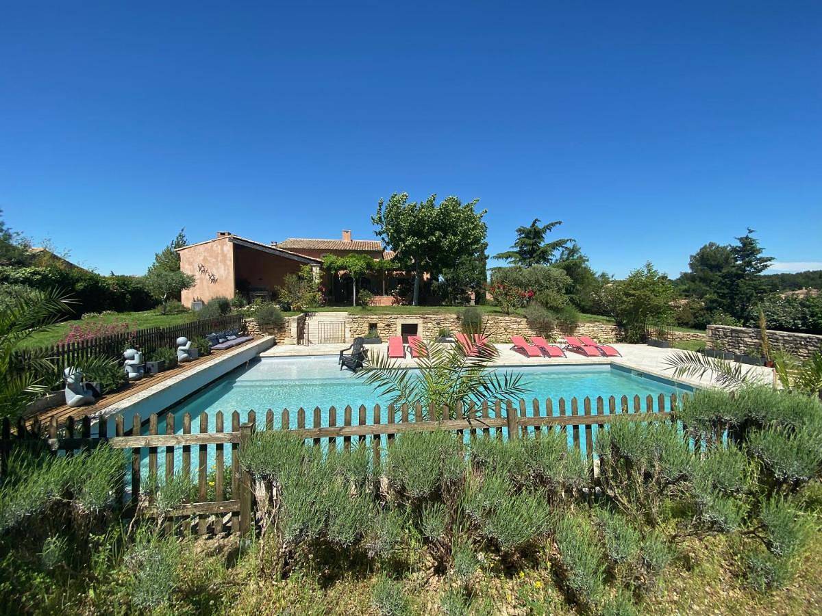 Domaine Hestia in Robion, Parc naturel régional du Luberon