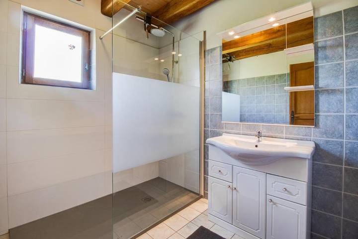 Location de vacances pour 8 personnes, avec piscine ainsi que terrasse et jardin à Salvagnac-Cajarc - 4