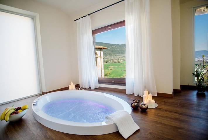 Appartamento per 2 persone, con Idromassaggio e Terrazza nonché Giardino e Sauna a San Gemini