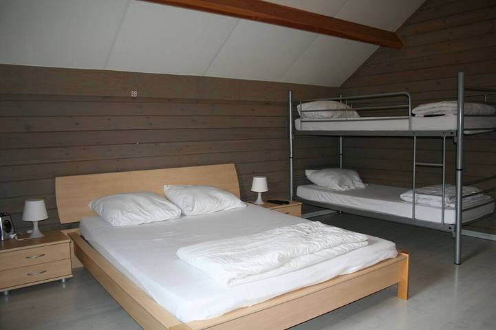 Spacious vacation home 5 bedrooms, dog and child friendly. Region of Achouffe! in Wibrin, Houffalize