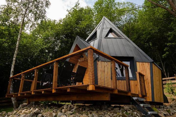 Domek letniskowy dla 4 osób, z widok i sauna oraz ogród i taras, zwierzęta dozwolone w Słowacja