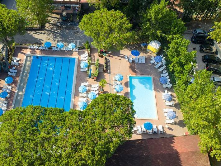 Camping für 4 Personen, mit Whirlpool und Pool am Lago Trasimeno