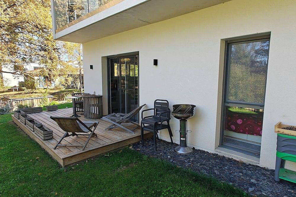 Gîte indépendant, dans maison d'architecte, piscine, au calme, proche Bordeaux in Créon (Gironde), Région de Bordeaux