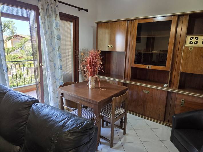 Appartement entier, Charmant appartement à La Maddalena avec terrasse privée in Capoterra, Campidano