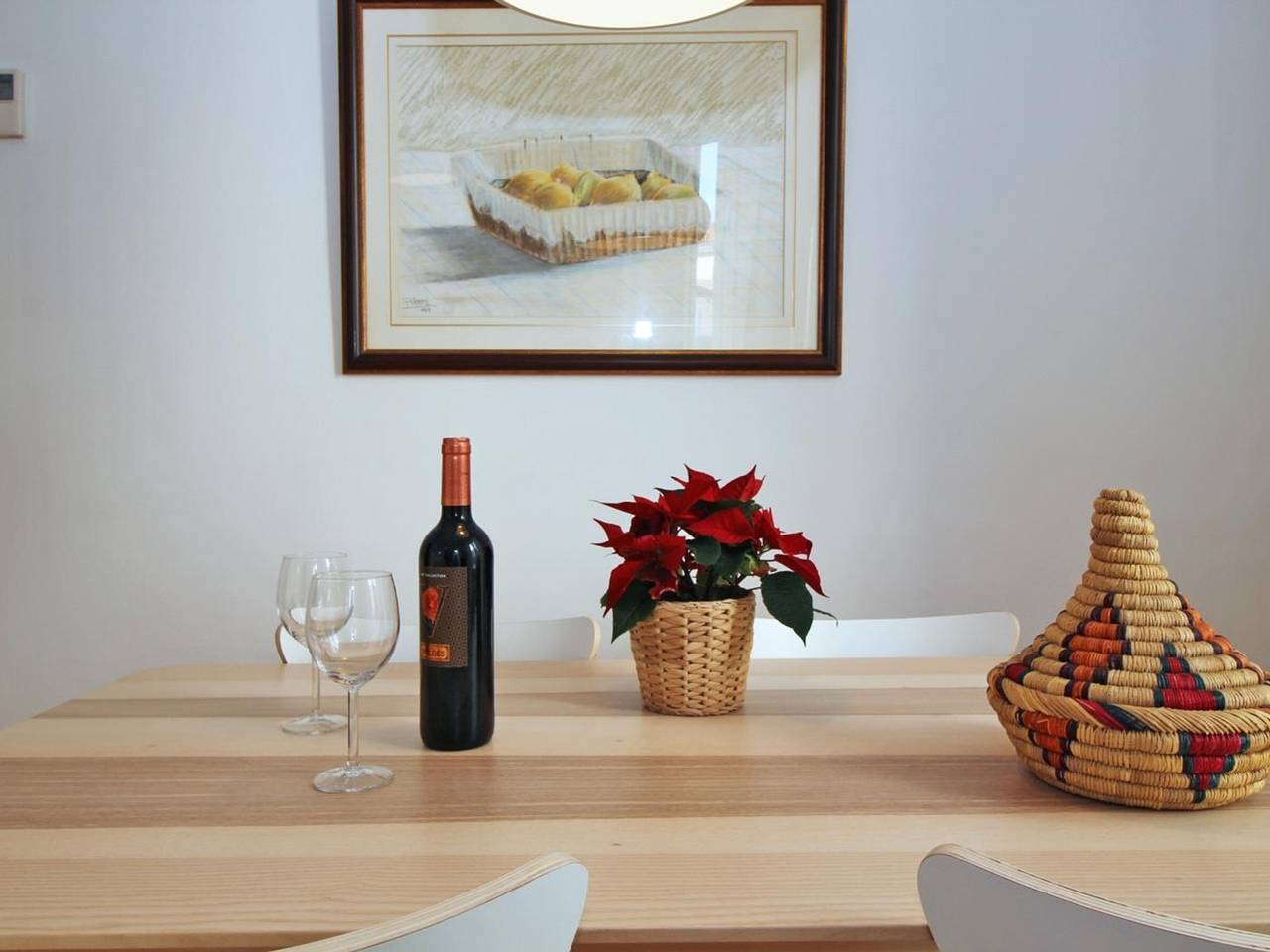Entire apartment, Spacious Apartment in Malaga Historical Center - Walk Everywhere! in Malaga Centro Historico, Malaga