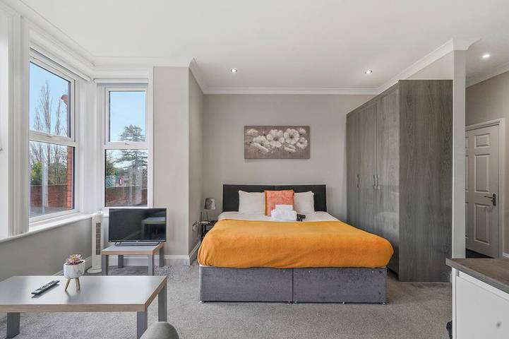 Apartamento entero, Beautiful & Cozy Studio in Maidstone with parking in Kent