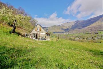 Gîte pour 6 personnes, avec jardin à Ouzous