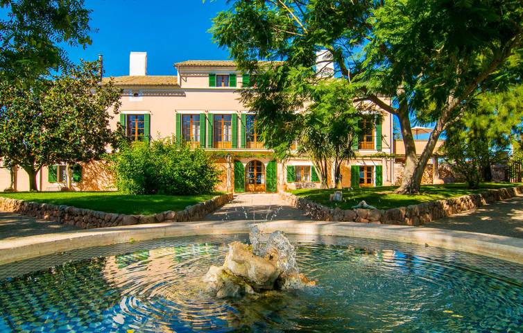 Luxus-Ferienhaus für 18 Personen, mit Terrasse in Llucmajor