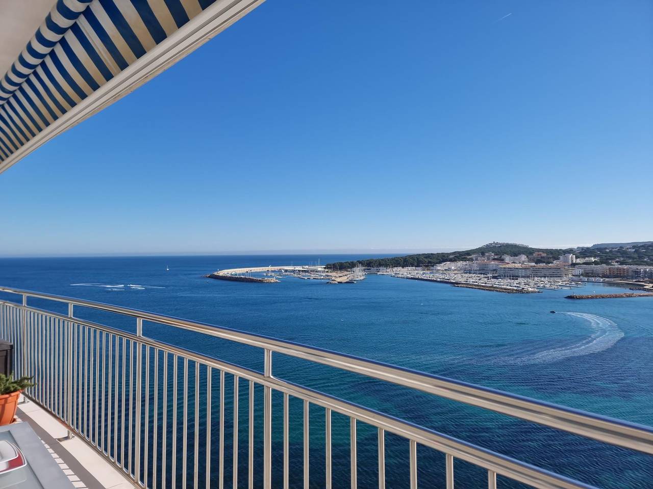 Geheel vakantieappartement, Vakantieappartement voor 4 personen met balkon/terras in L'Escala, Upper Empordà