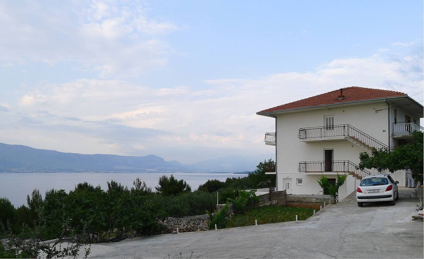 Ganze Wohnung, 4-Zimmer-Ferienwohnung mit Balkon und Meerblick Slatine, Ciovo A-15504-a in Slatine, Ciovo