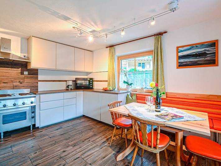Ferienhaus für 21 Personen, mit Terrasse und Ausblick sowie Sauna, mit Haustier in Innsbruck und Umgebung - 4