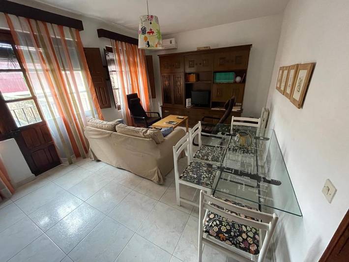 Apartamento para 4 personas, con balcón y vistas en Candeleda