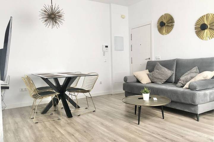 Ferielejlighed for 3 personer, med terrasse - 1