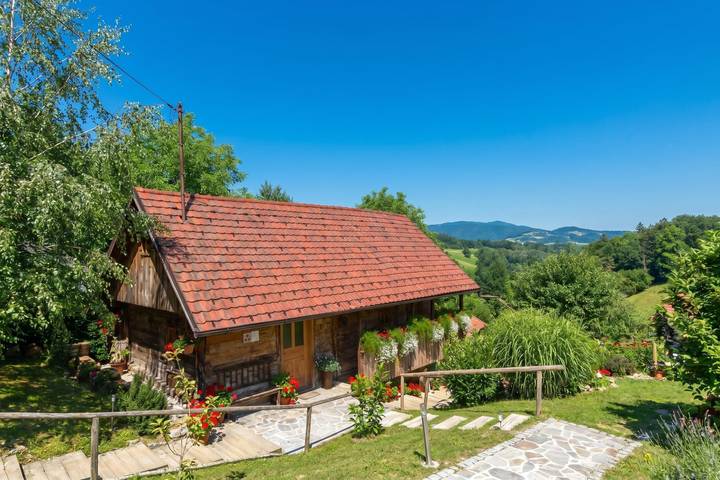 Chalet für 6 Personen, mit Terrasse, kinderfreundlich - 1