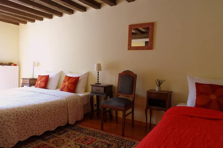 Gîte pour 10 personnes, avec Terrasse et Jardin à Saint-Pierre-Canivet - 2