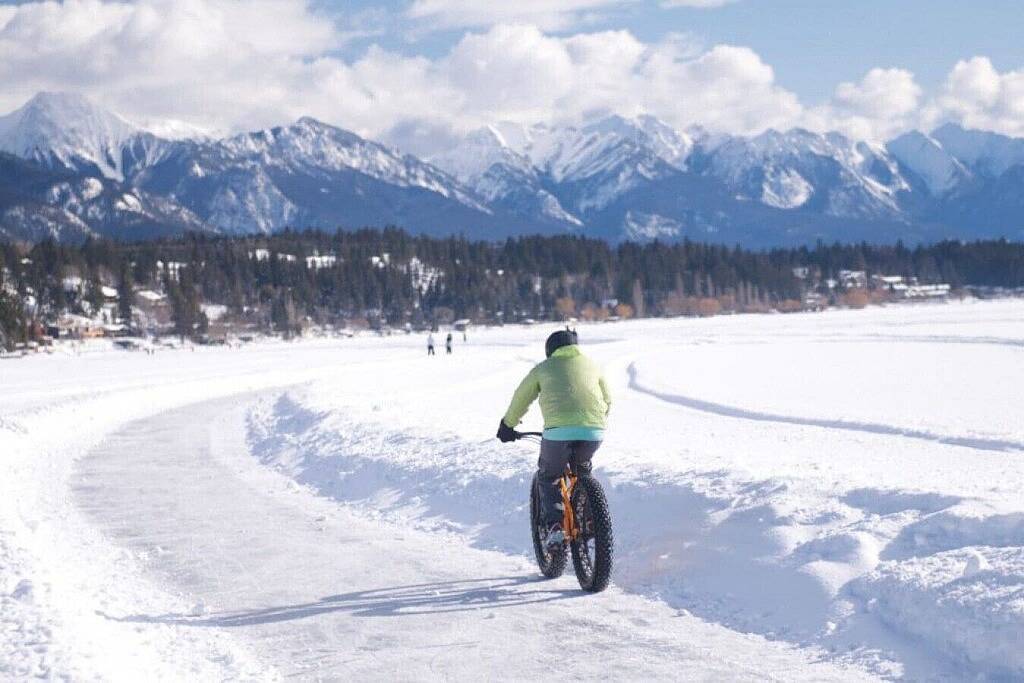 Ganze Wohnung, Alpine Pointe| Lake View | Pool | Hot Tub | Gym in Kootenay-Nationalpark