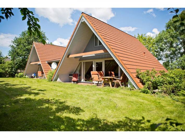 Ferienhaus für 2 Personen, mit Balkon und Balkon/Terrasse sowie Terrasse und Garten in Stadum - 2