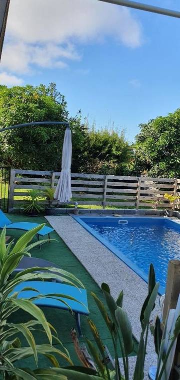 Gîte pour 2 personnes, avec jardin et piscine à Le Tampon (Réunion)