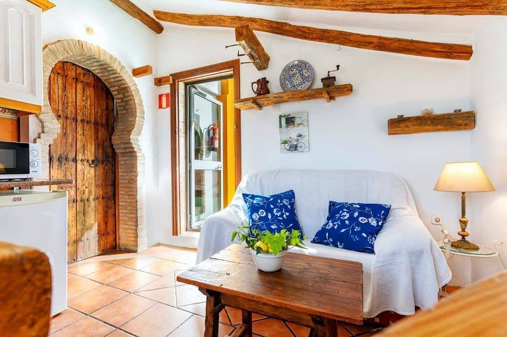 Beautiful Penthouse with Jacuzzi and views of Lake La Viñuela in Alcaucín, Málaga Province