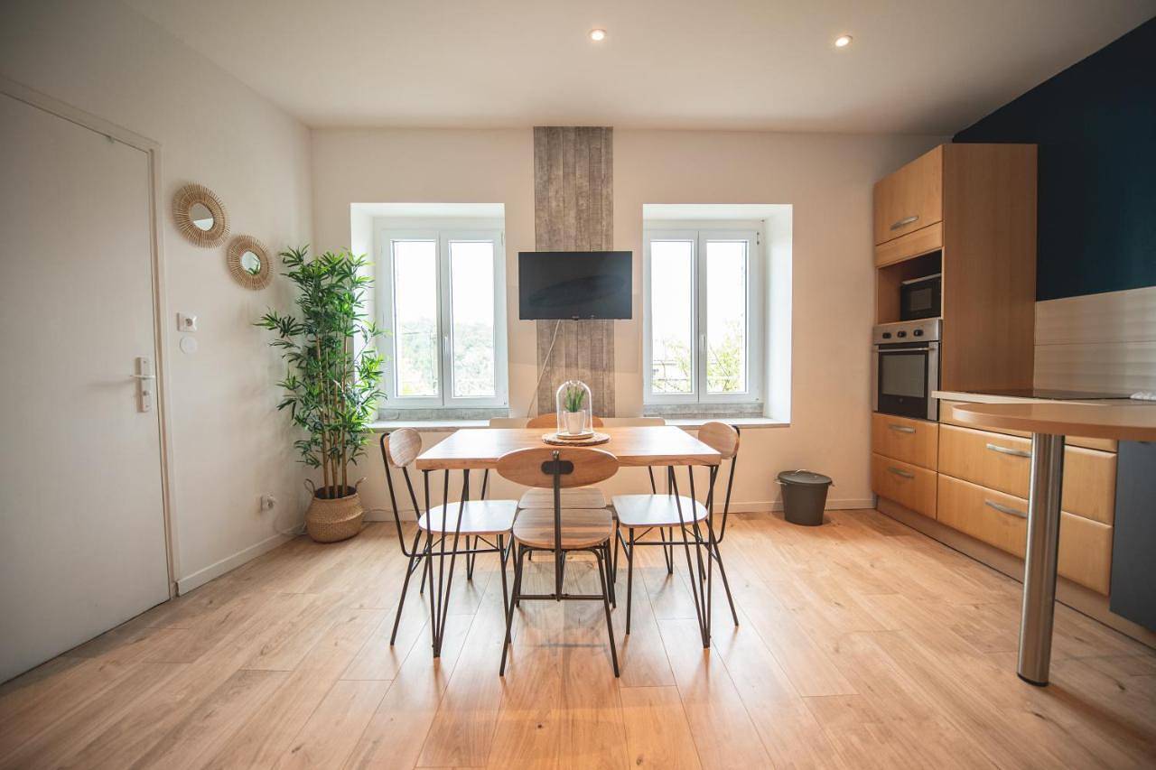 Appartement entier, Kasa Surf - Wifi Tv & Cosy in Lorette, Parc Naturel Régional du Pilat