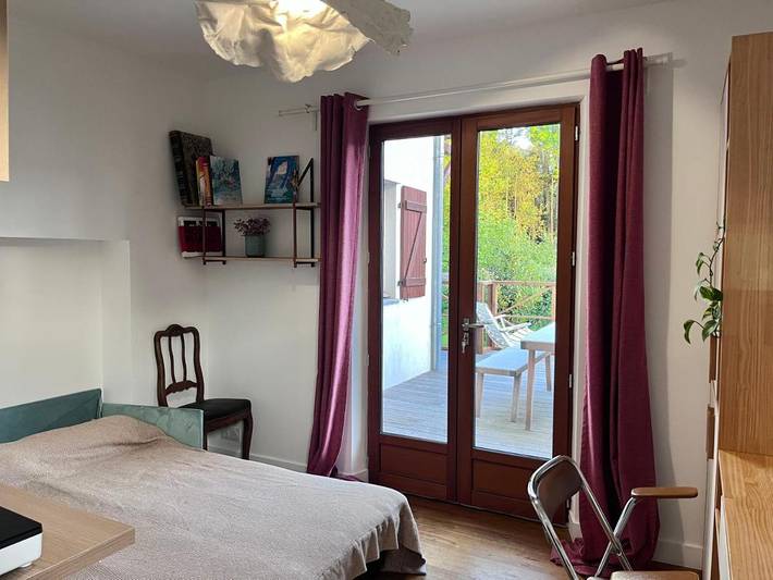 Appartement de vacances pour 2 personnes, avec terrasse ainsi que jardin et vue