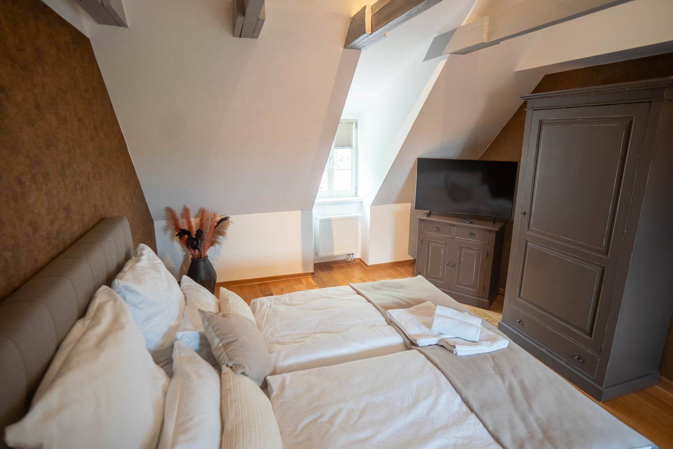 Ferienhaus Schlossberg mit Infrarot-Kabine und Stellplatz in Quedlinburg, Harzvorland