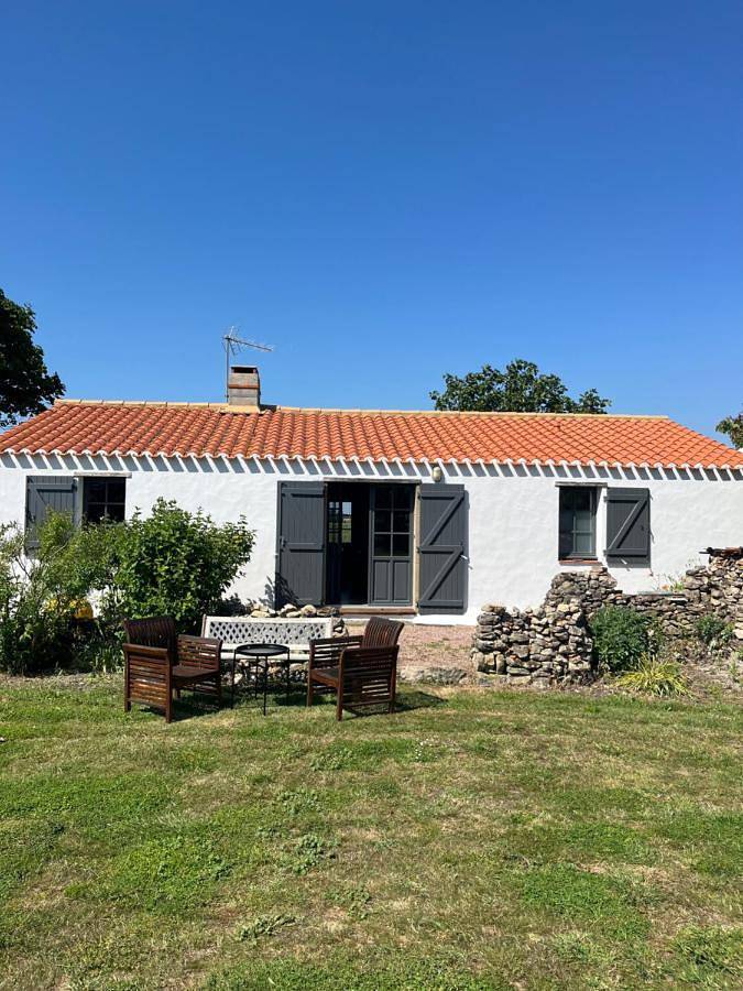 Location de vacances pour 7 personnes, avec jardin et vue à Beauvoir-sur-Mer