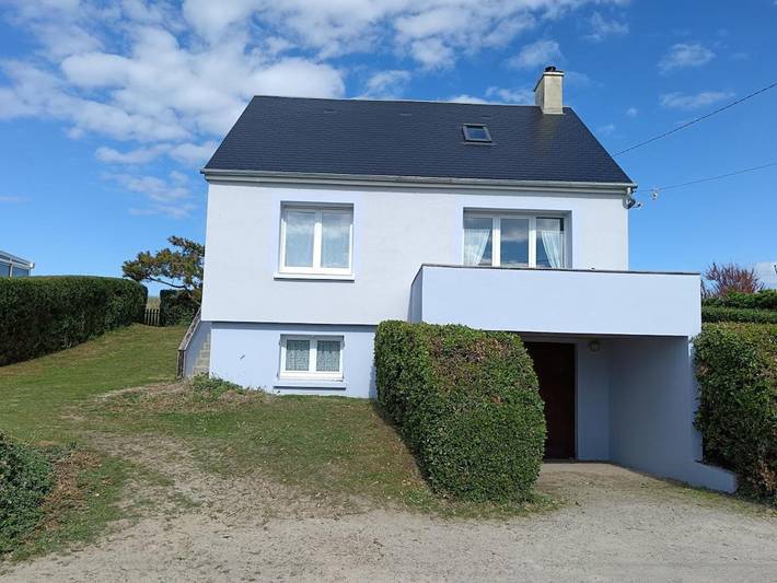 Location de vacances pour 8 personnes, avec Balcon et Terrasse ainsi que Jardin et Vue dans Utah-Beach
