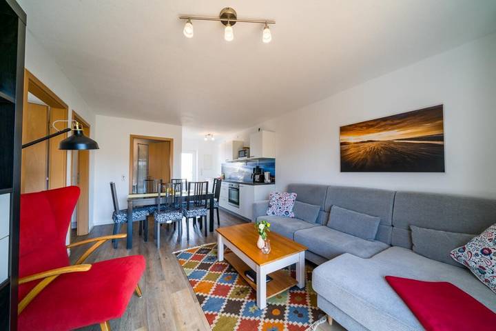 Ganze Wohnung, Ferienwohnung Möwe" mit privater Terrasse und Wi-Fi in Borkum