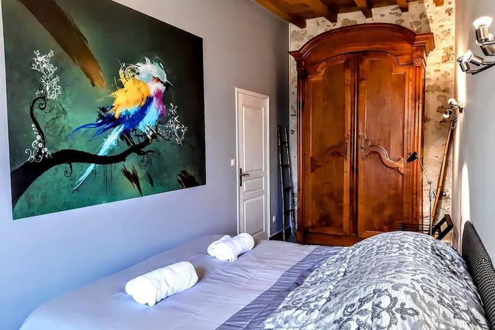 Location de vacances pour 7 personnes, avec jacuzzi ainsi que piscine et jardin à Bourran - 4