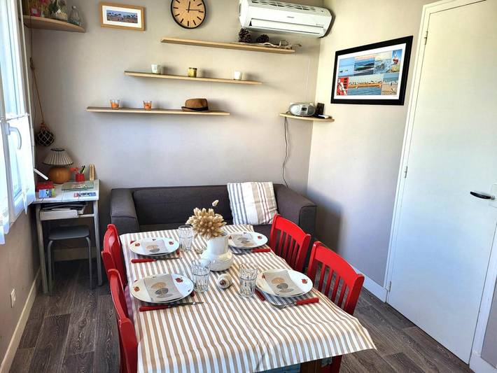 Ferienhaus „Le Brijou“ mit privater Terrasse, Wlan und Klimaanlage in Pirou, Coutances und Umgebung