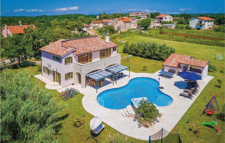 Ferienhaus für 10 Personen, mit Terrasse - 1